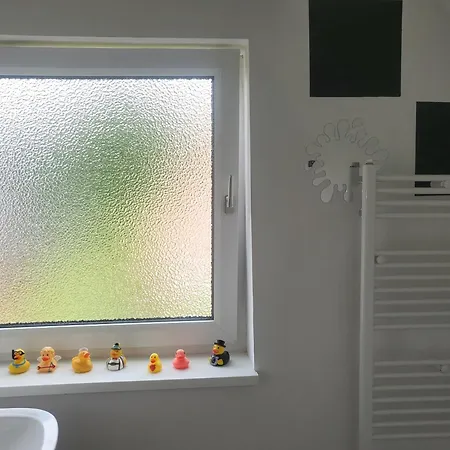 Daire Terrassenwohnung - Zentral, Modern, Schnelles Internet, Anliegerparken *